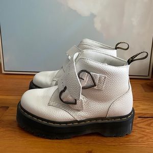 Devon Heart Leather Platform Boots Doc Martens Dr. Martens - White Leather